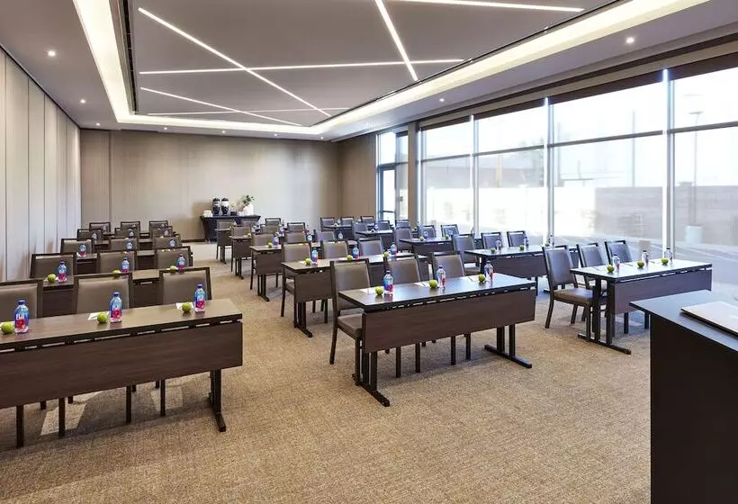 Hotelli Springhill Suites By Marriott Los Angeles Downey