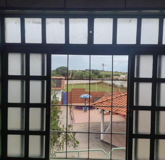 هتل Camping Pousada Primavera Olímpia