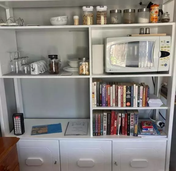 Majatalo Time & Again