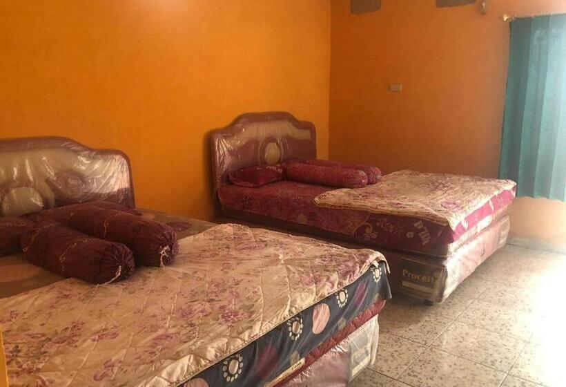 펜션 Arjuna Baturaja