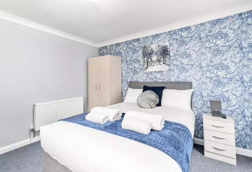 Hotelli Town House Rooms