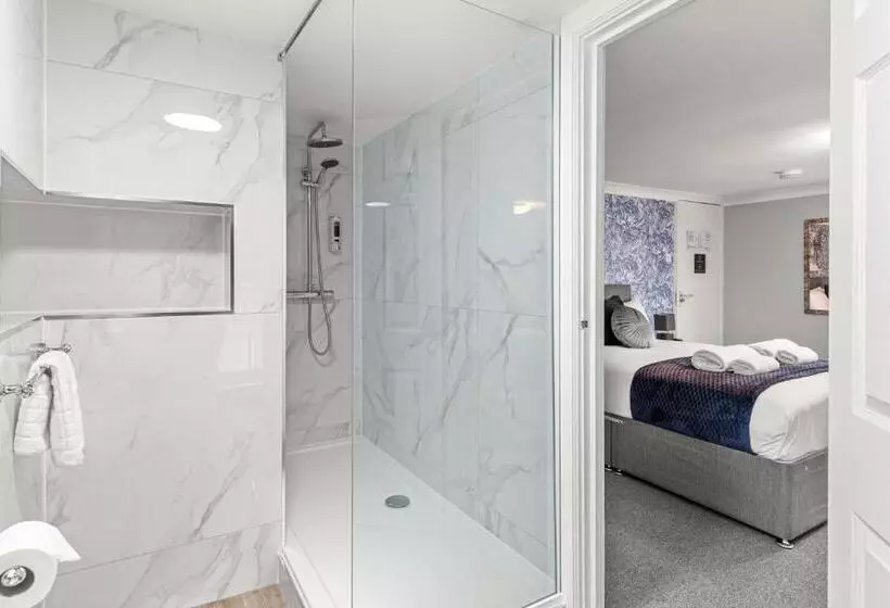 Hotelli Town House Rooms