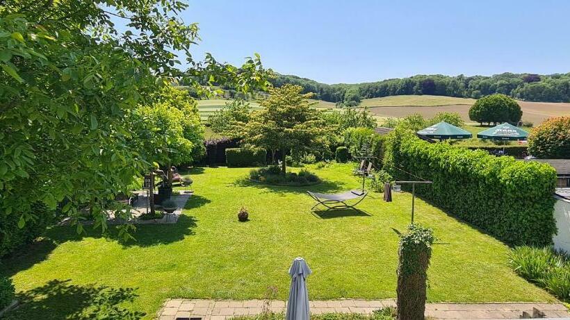 Roos Guesthouse Holiday Appartements