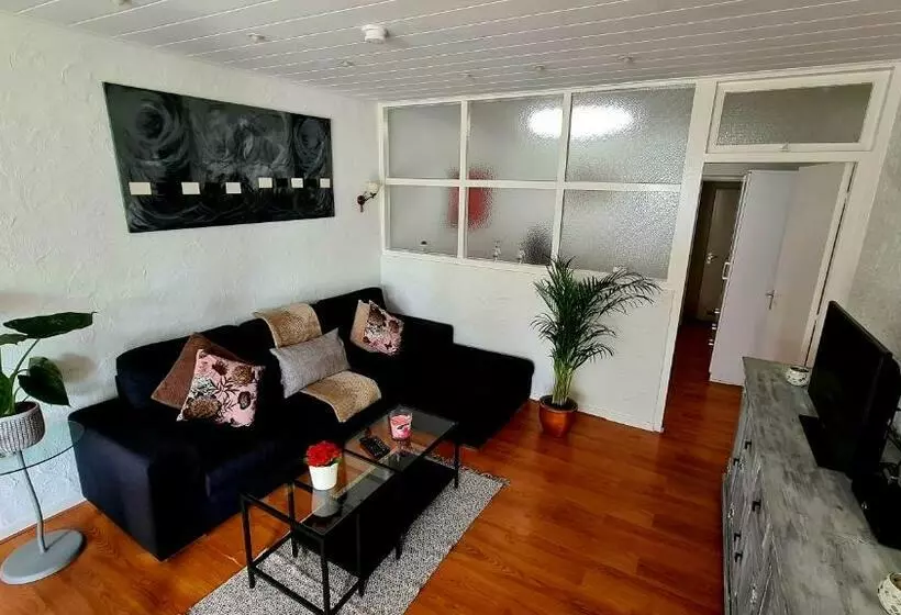 Roos Guesthouse Holiday Appartements