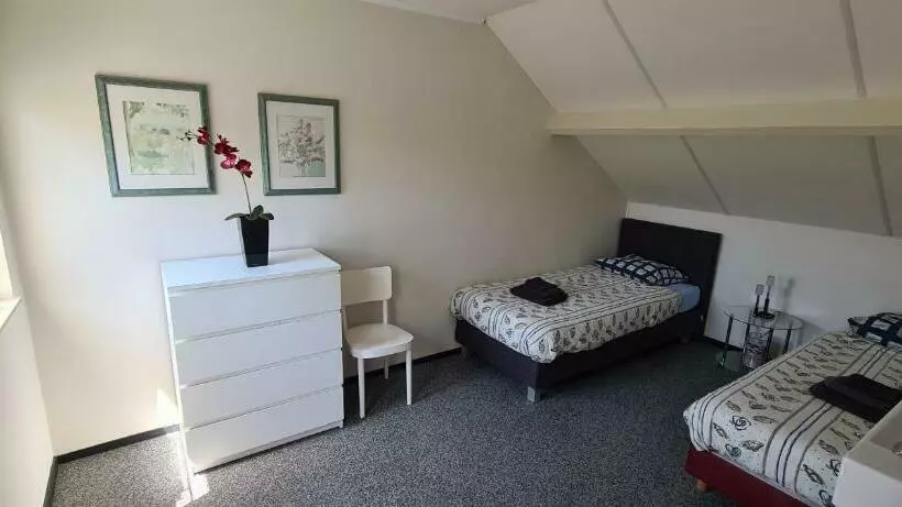 Roos Guesthouse Holiday Appartements