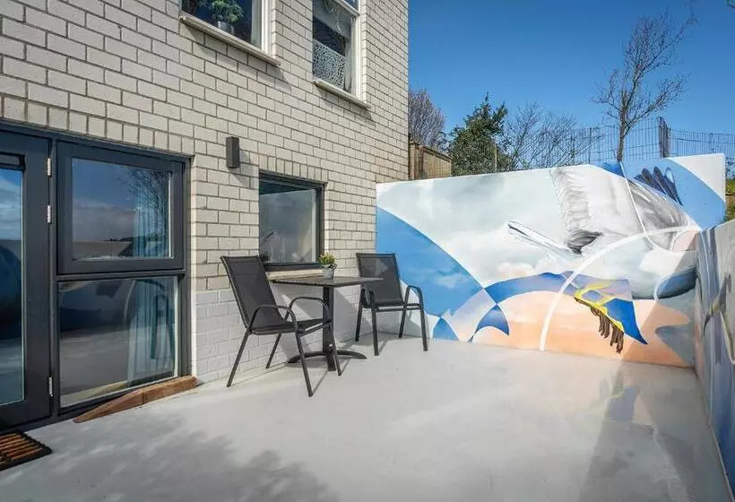 تختخواب و صبحانه Slow Down Texel