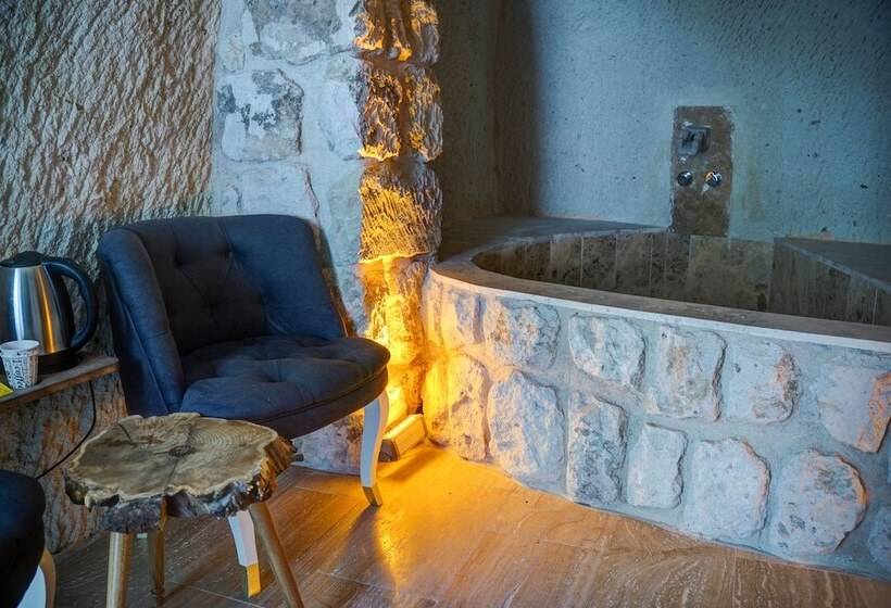 هتل Saliche Cave Suite