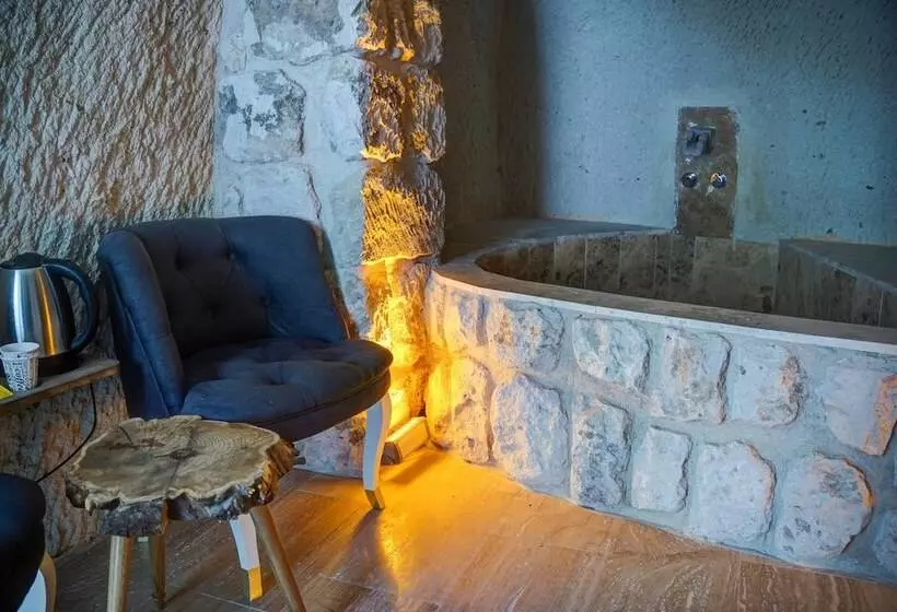 هتل Saliche Cave Suite