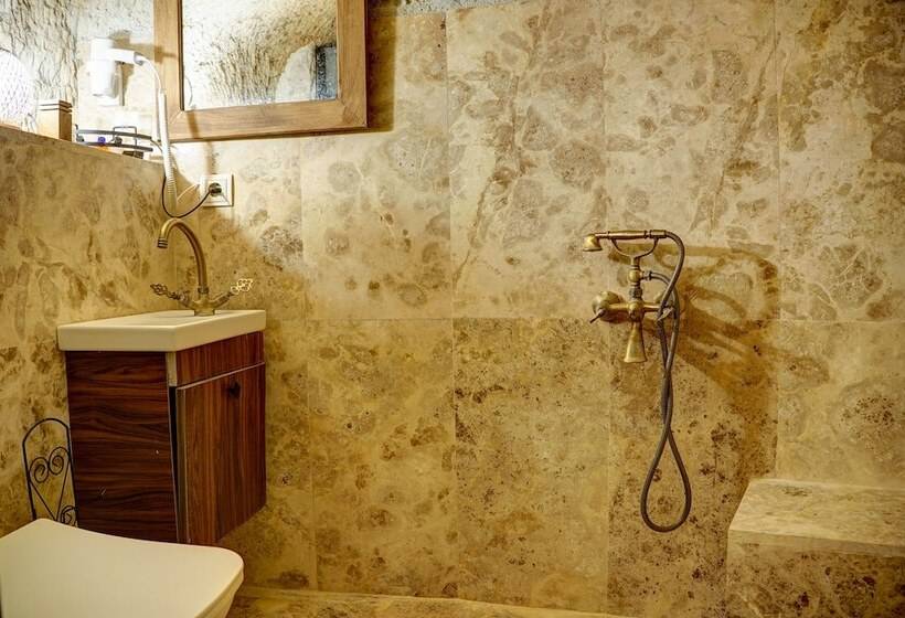 هتل Saliche Cave Suite