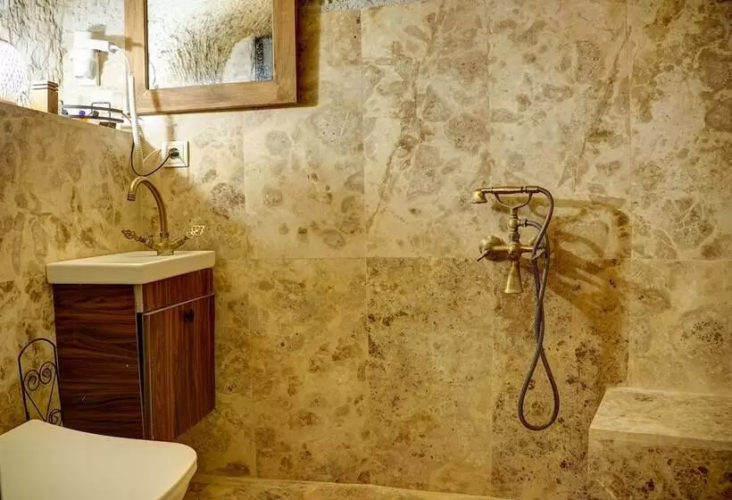 هتل Saliche Cave Suite