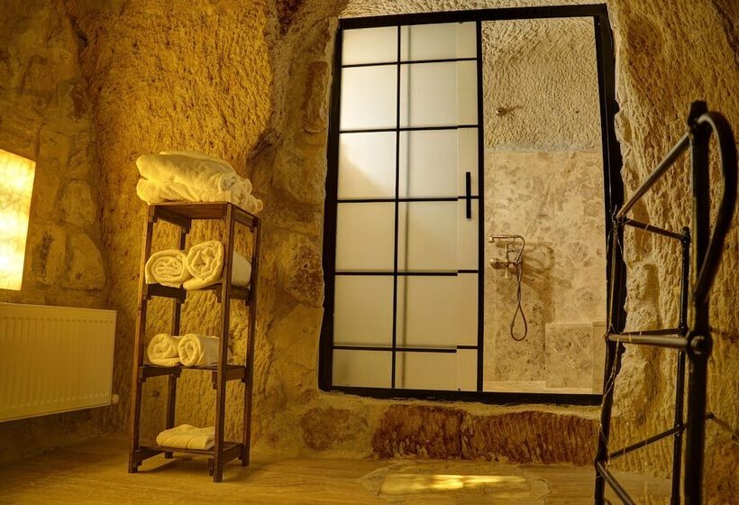 هتل Saliche Cave Suite
