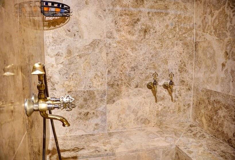 هتل Saliche Cave Suite