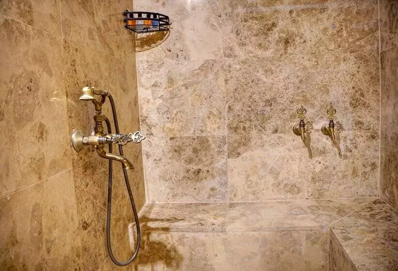 هتل Saliche Cave Suite
