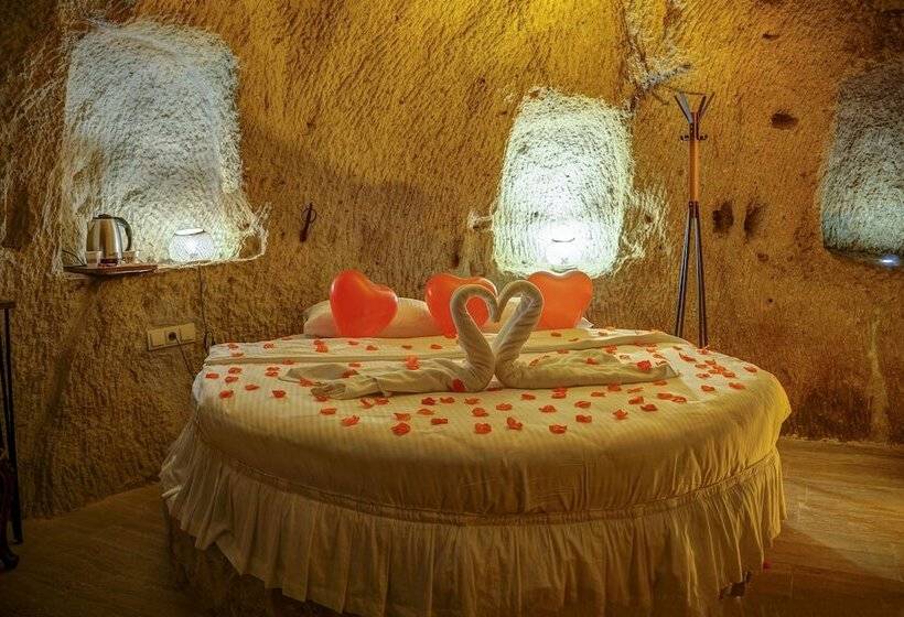 هتل Saliche Cave Suite