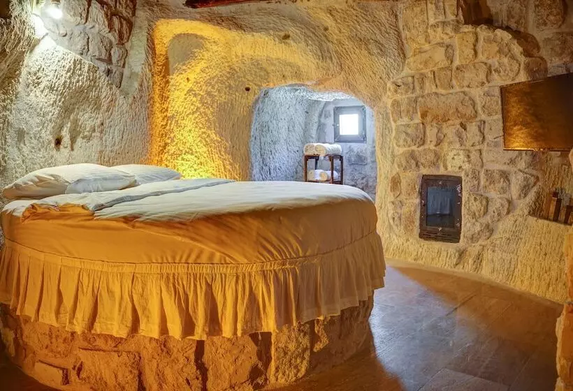 هتل Saliche Cave Suite