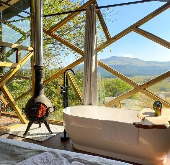 Aamiaismajoitus (B&B) Quaint Luxury Villas