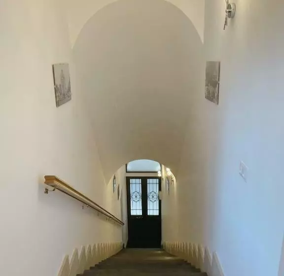 La Vie Fuille Bed And Breakfast