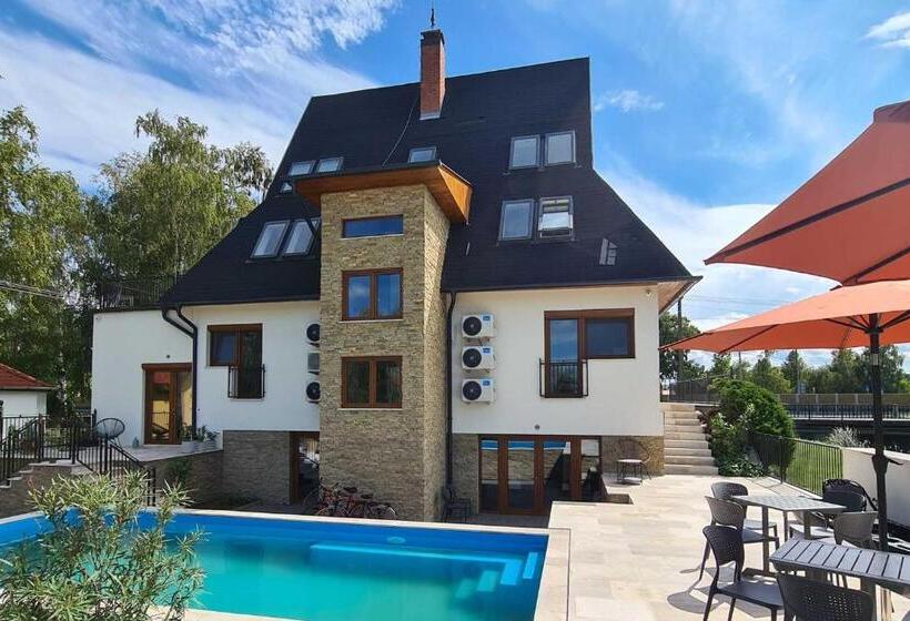 פנסיון Mihelyünk