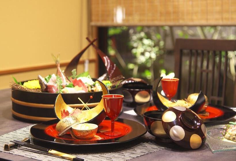 Отель Nagomi No Yado Sasayu