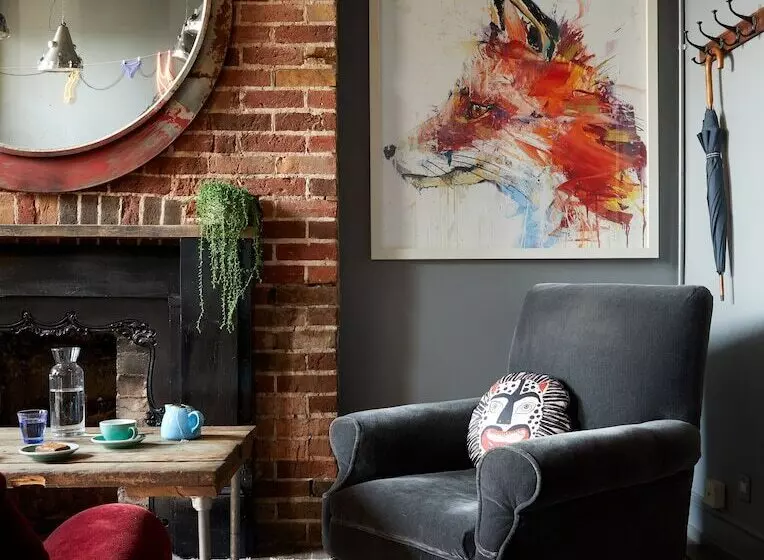 Artist Residence Brighton