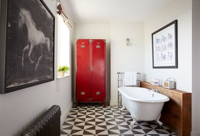 Artist Residence Brighton