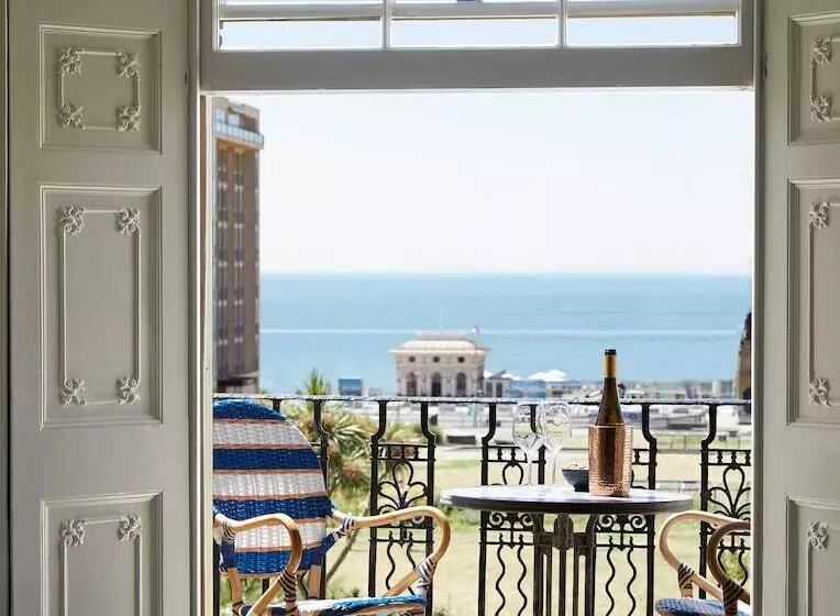 Artist Residence Brighton