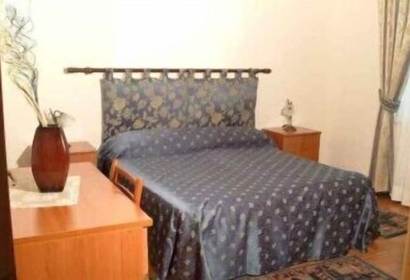 مبيت وإفطار Castagneto Dell Etna