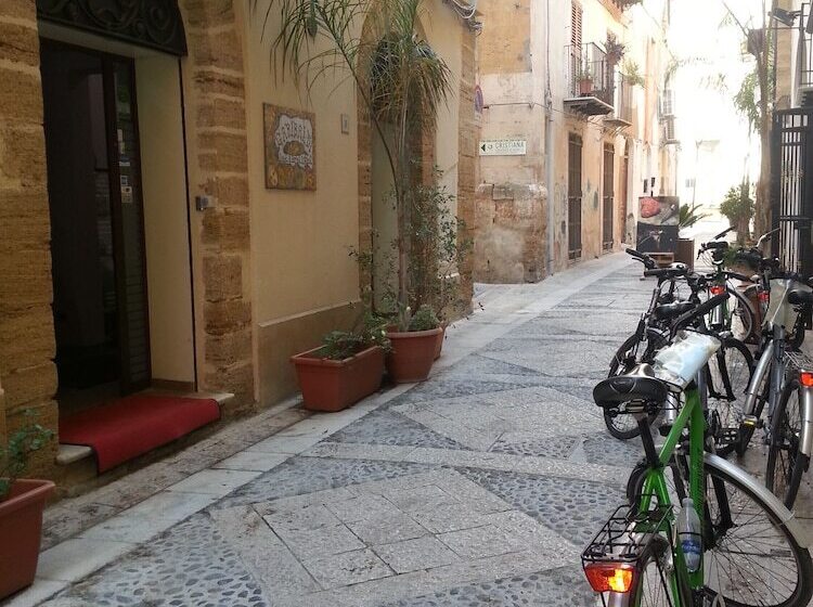 مبيت وإفطار Garibaldi Relais