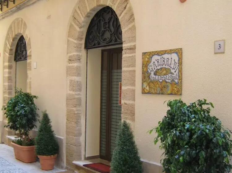 Bed and Breakfast Garibaldi Relais