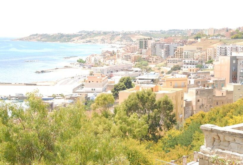 مبيت وإفطار Garibaldi Relais