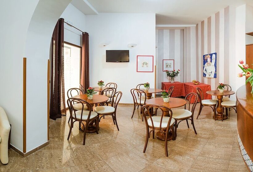 مبيت وإفطار Garibaldi Relais