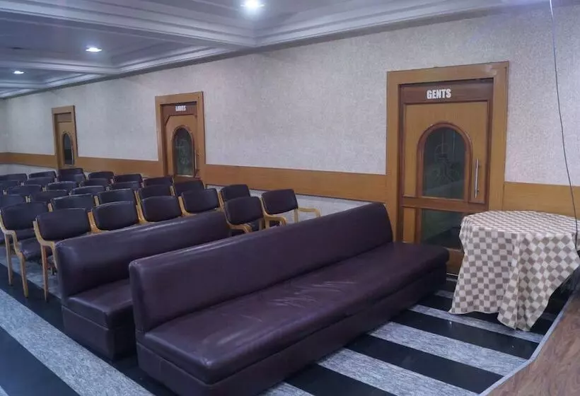 פונדק Sagar Iinternational