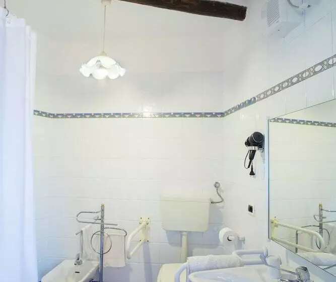 فندق Albergo Villa Cristina