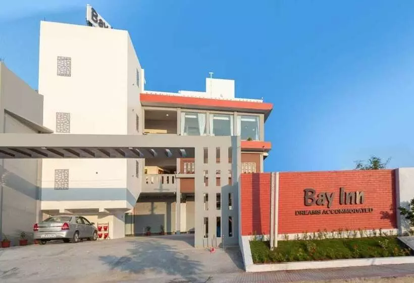 酒店 Bay Inn