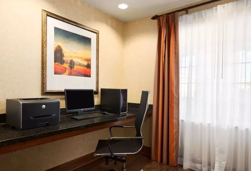 ホテル Country Inn & Suites By Radisson, Oklahoma City  Quail Springs, Ok