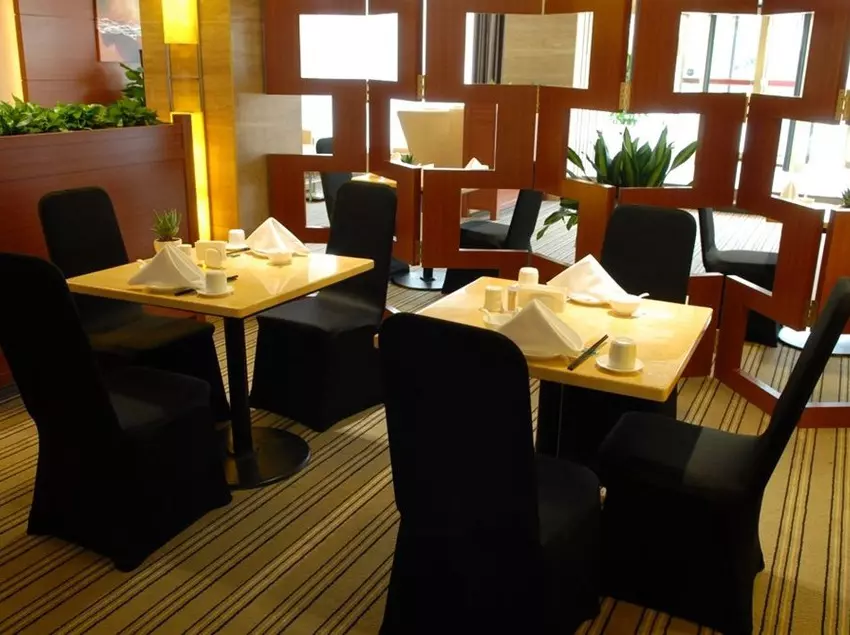 Отель Days Inn Frontier Qingdao Airport