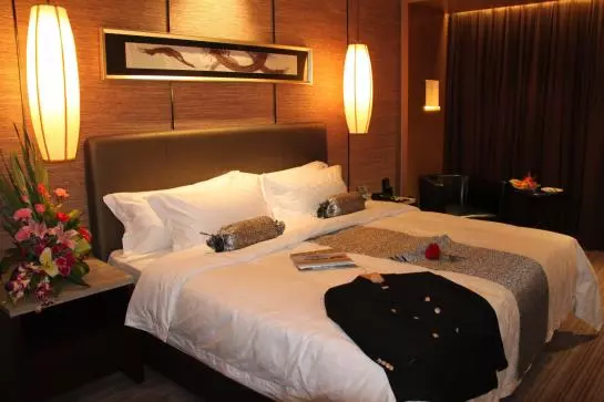 هتل Heavensent Plaza Zhanjiang