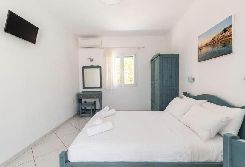 Hotel Ikaros Studios & Apartments