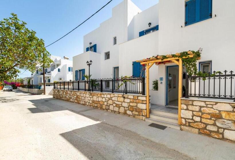 Hotel Ikaros Studios & Apartments