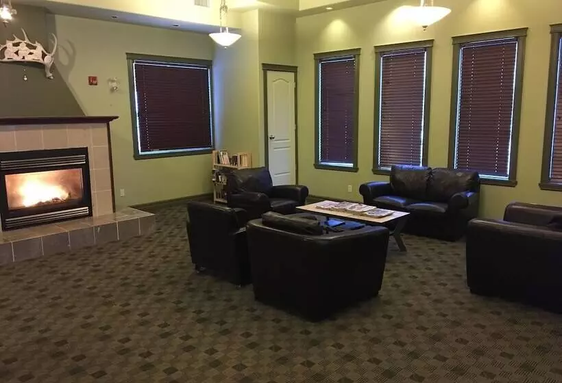 酒店 Nova Inn Inuvik