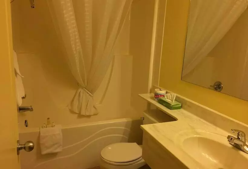 酒店 Nova Inn Inuvik