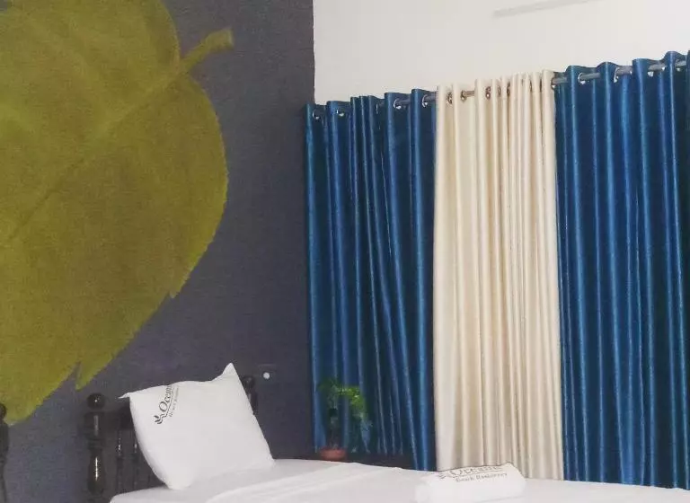 Hotel Oceanic Beach Residency