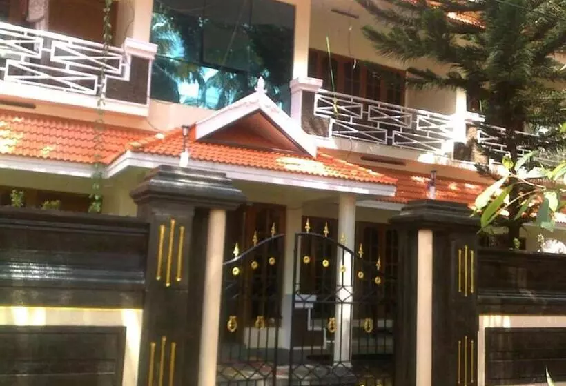 Hotel Oceanic Beach Residency