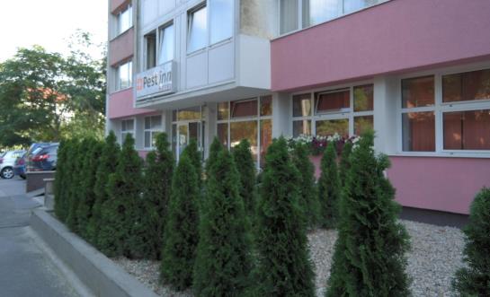בית מלון כפרי Pest Inn