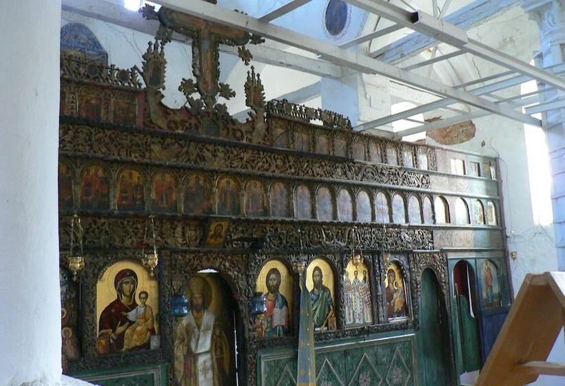 בית מלון כפרי Sintrivanis Mountain