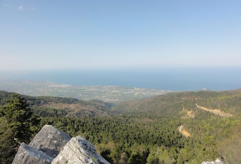 בית מלון כפרי Sintrivanis Mountain