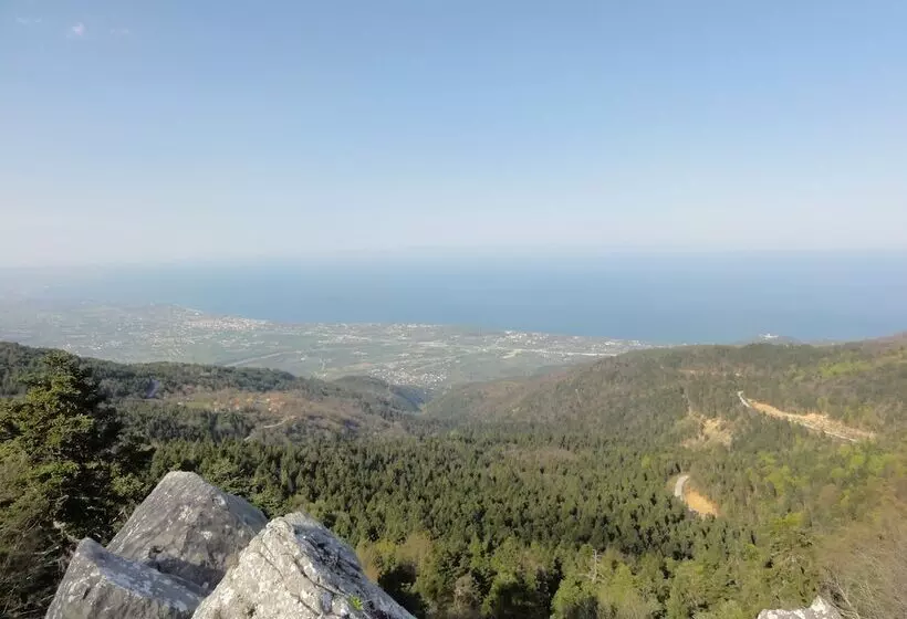 בית מלון כפרי Sintrivanis Mountain