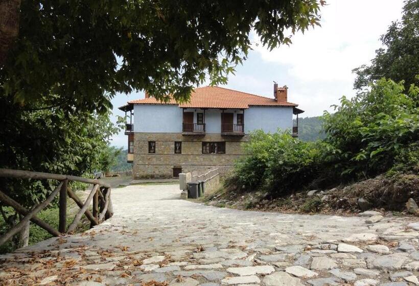 בית מלון כפרי Sintrivanis Mountain