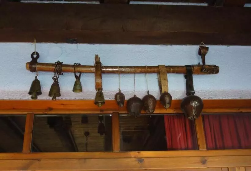 בית מלון כפרי Sintrivanis Mountain