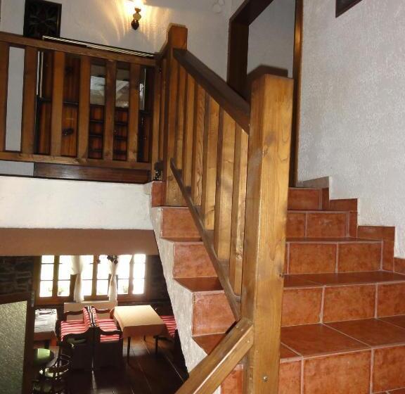 בית מלון כפרי Sintrivanis Mountain